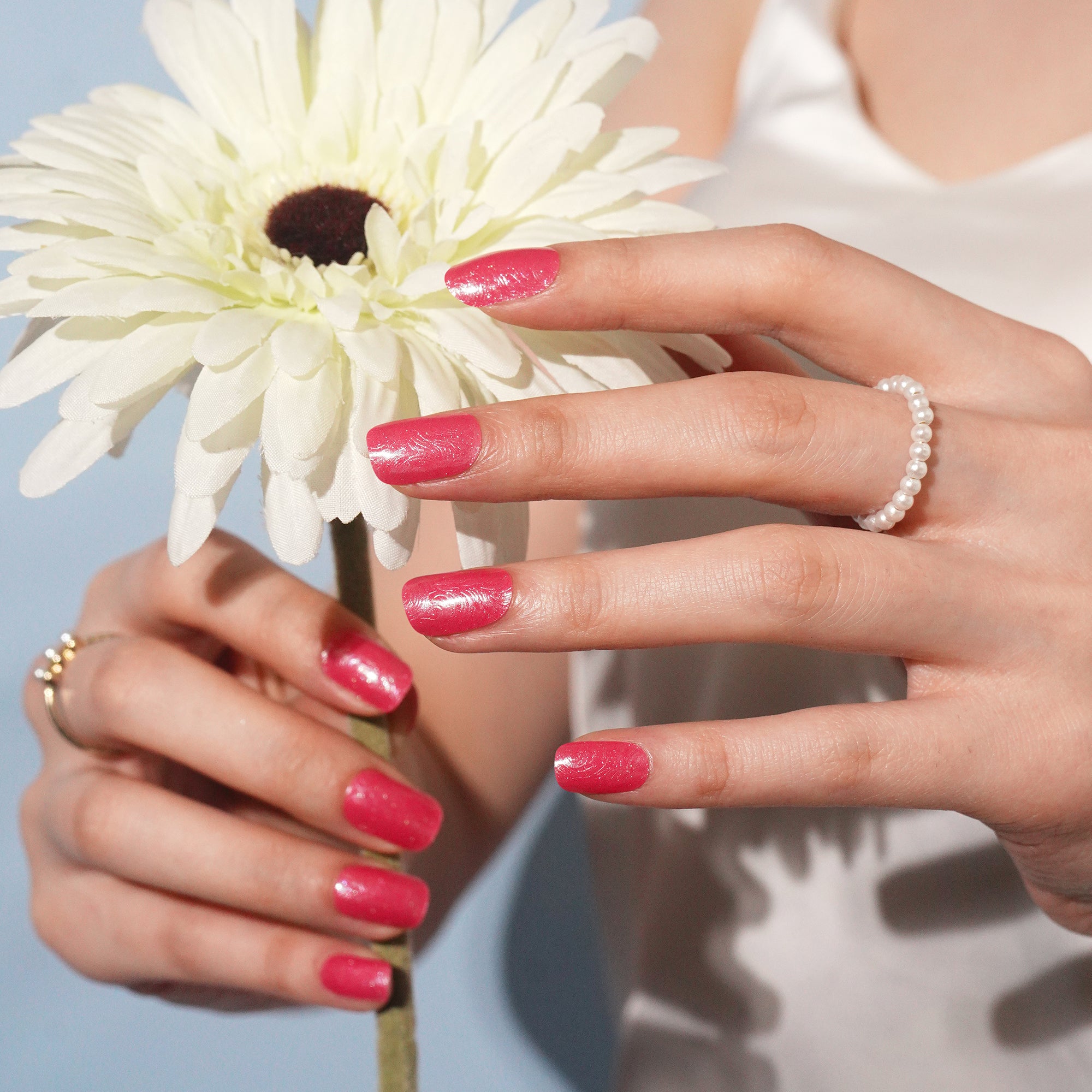 Radiant Floral Pink Gel Nail Strips with Soft Shimmer Elegance | Glow Petal-2893
