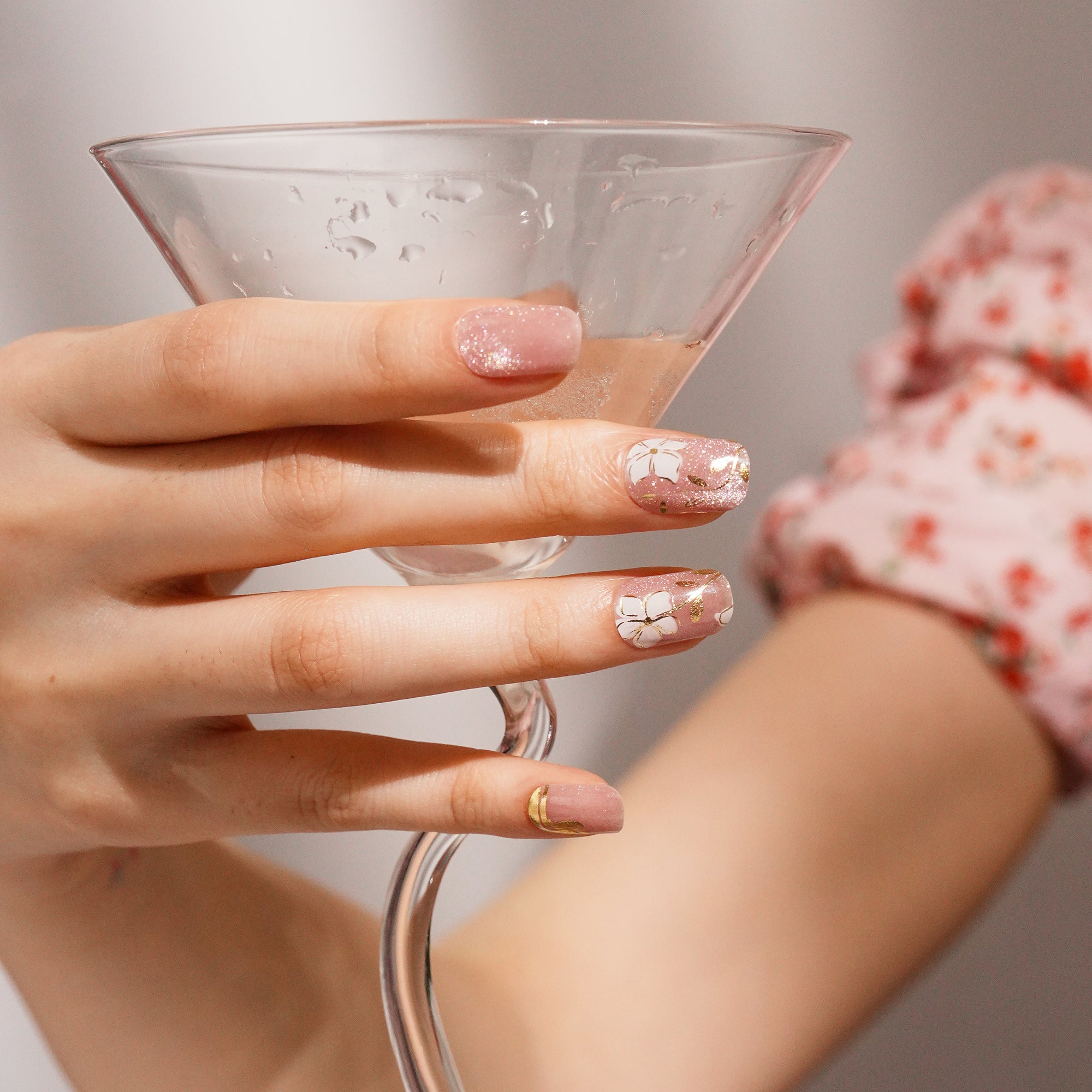 Romantic Floral Pink Gel Nail Strips with Soft Elegant Shine | Floral Grace-2894