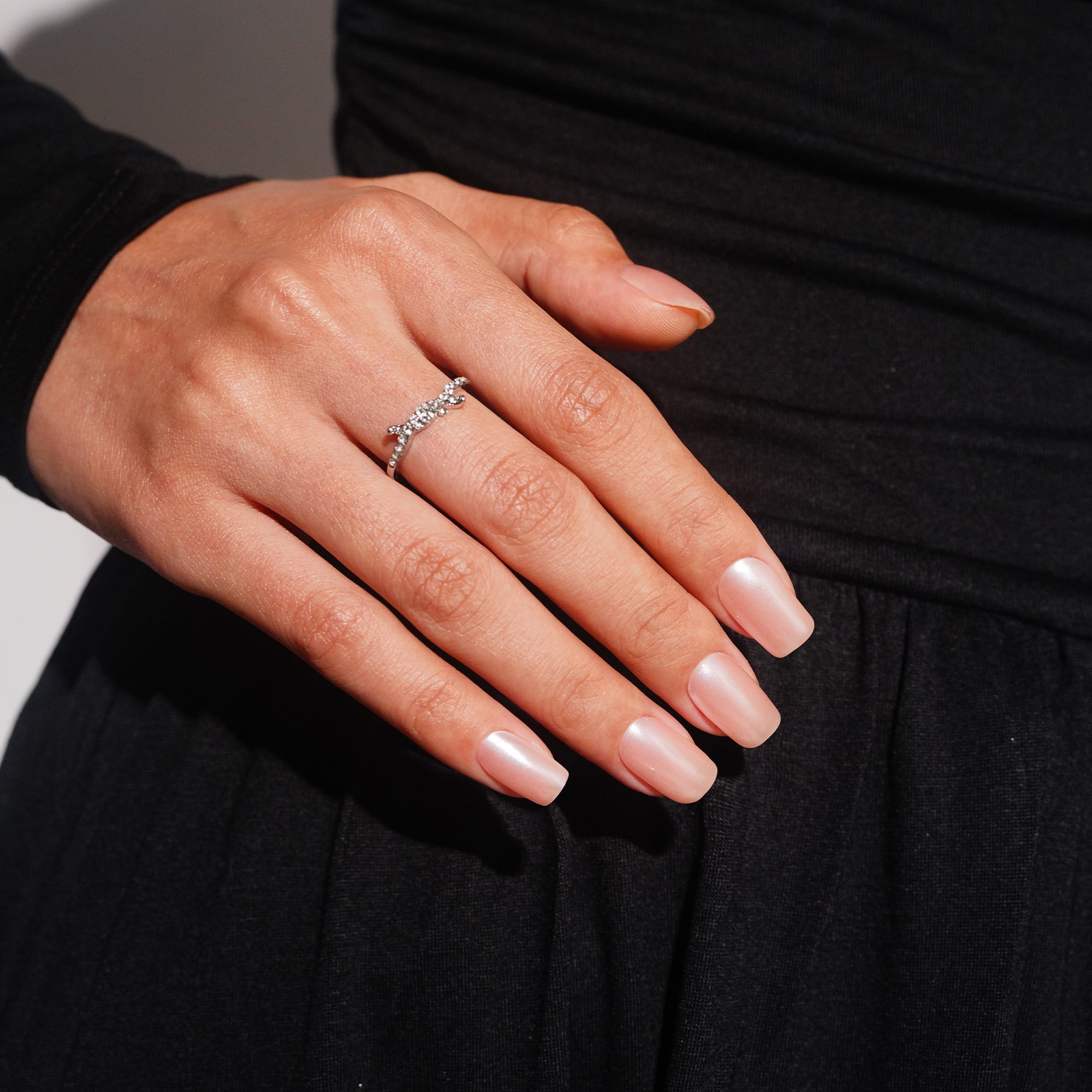 Elegant Nude Pearl Gel Nail Strips with Soft Luminous Shine | Pearl Nude-2896