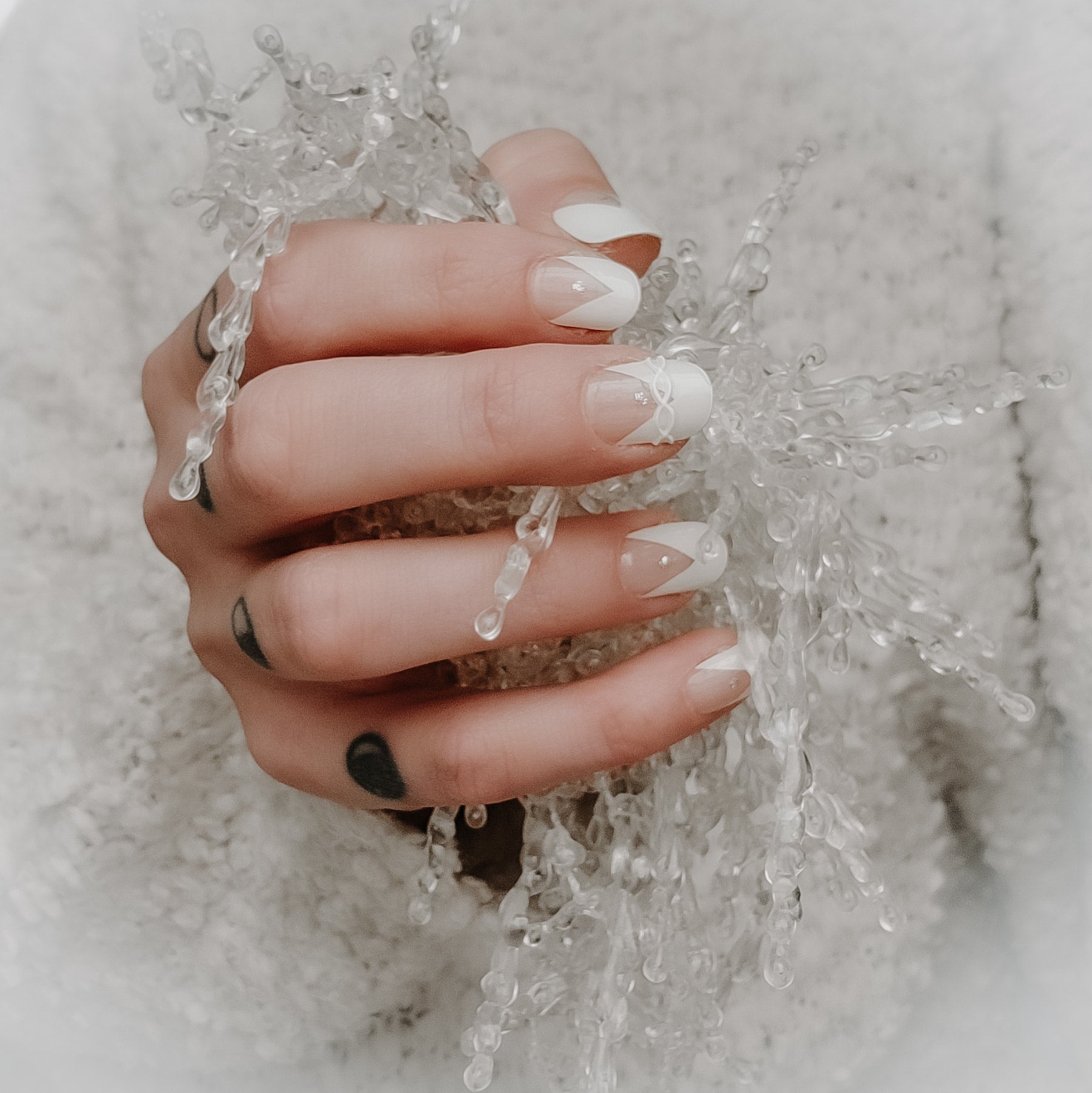 Classic French White Gel Nail Strips with Clean Bridal Gloss Finish | Crisp Vow-2927