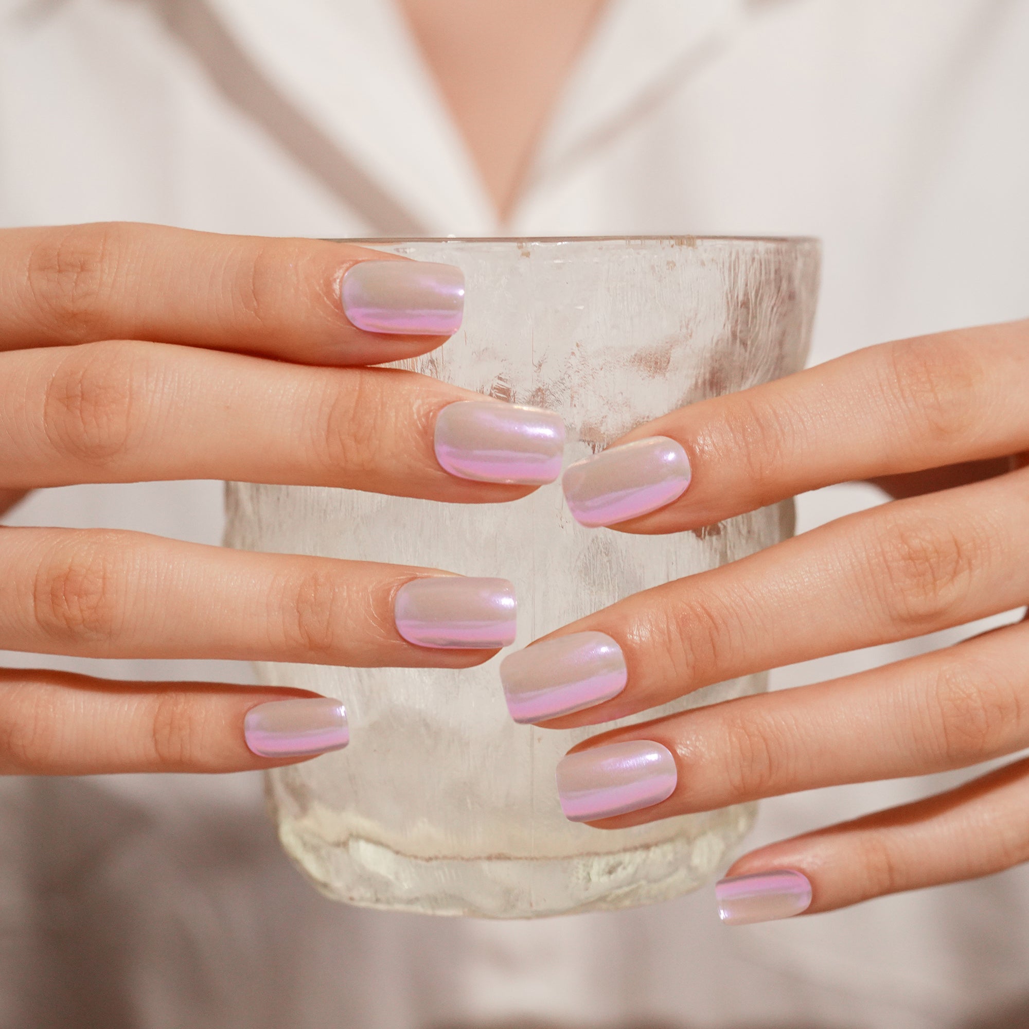 Shimmering Aurora-Inspired Gel Nail Wraps for a Radiant Glow | Aurora Glow-2864