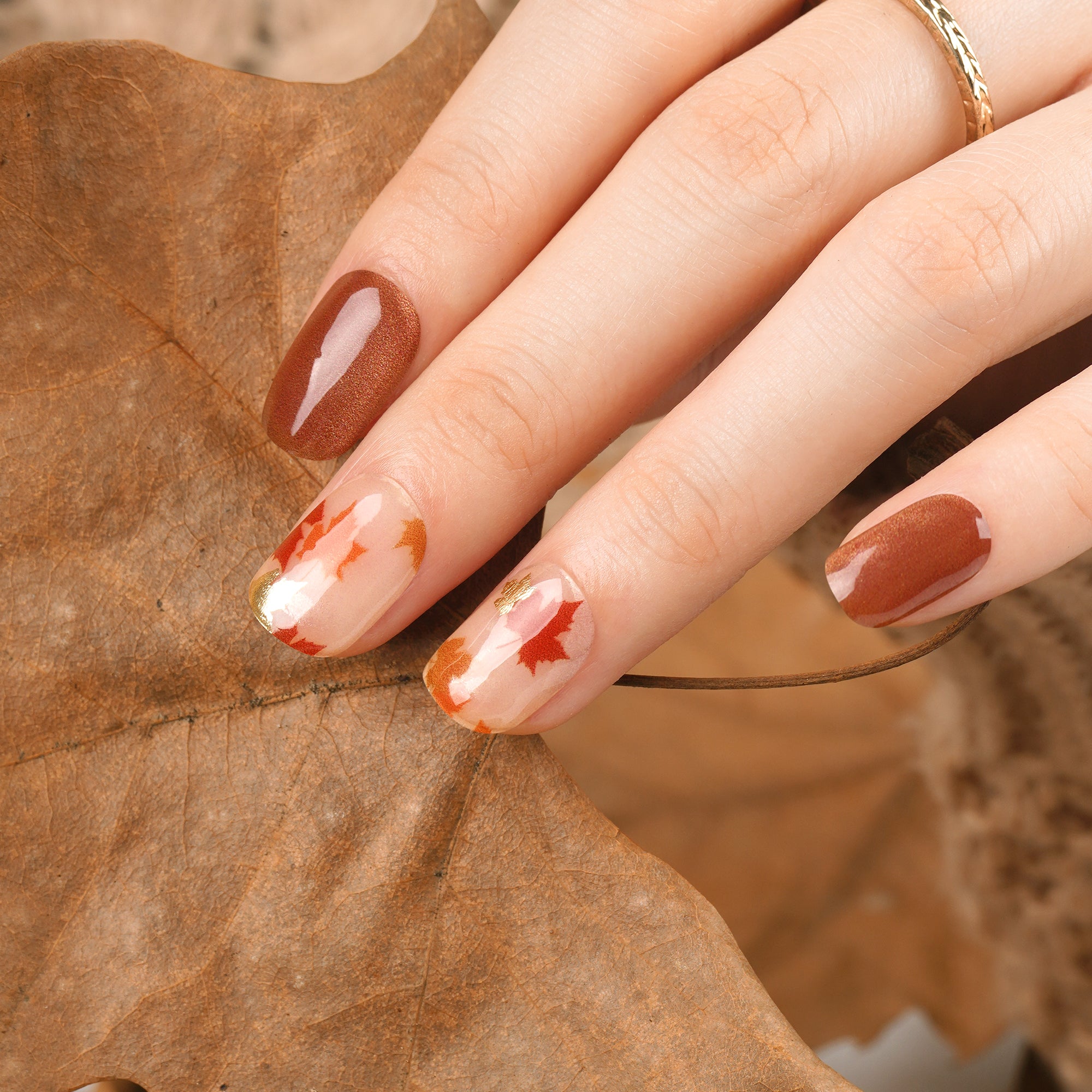 Warm Autumn Red Gel Nail Strips | Maple-2811