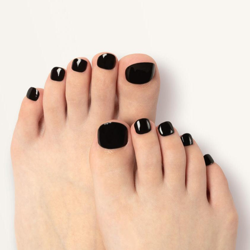 Simple Solid Black Summer Pedicure Gel Nail Strip Set | Black Panther | Danni & Toni