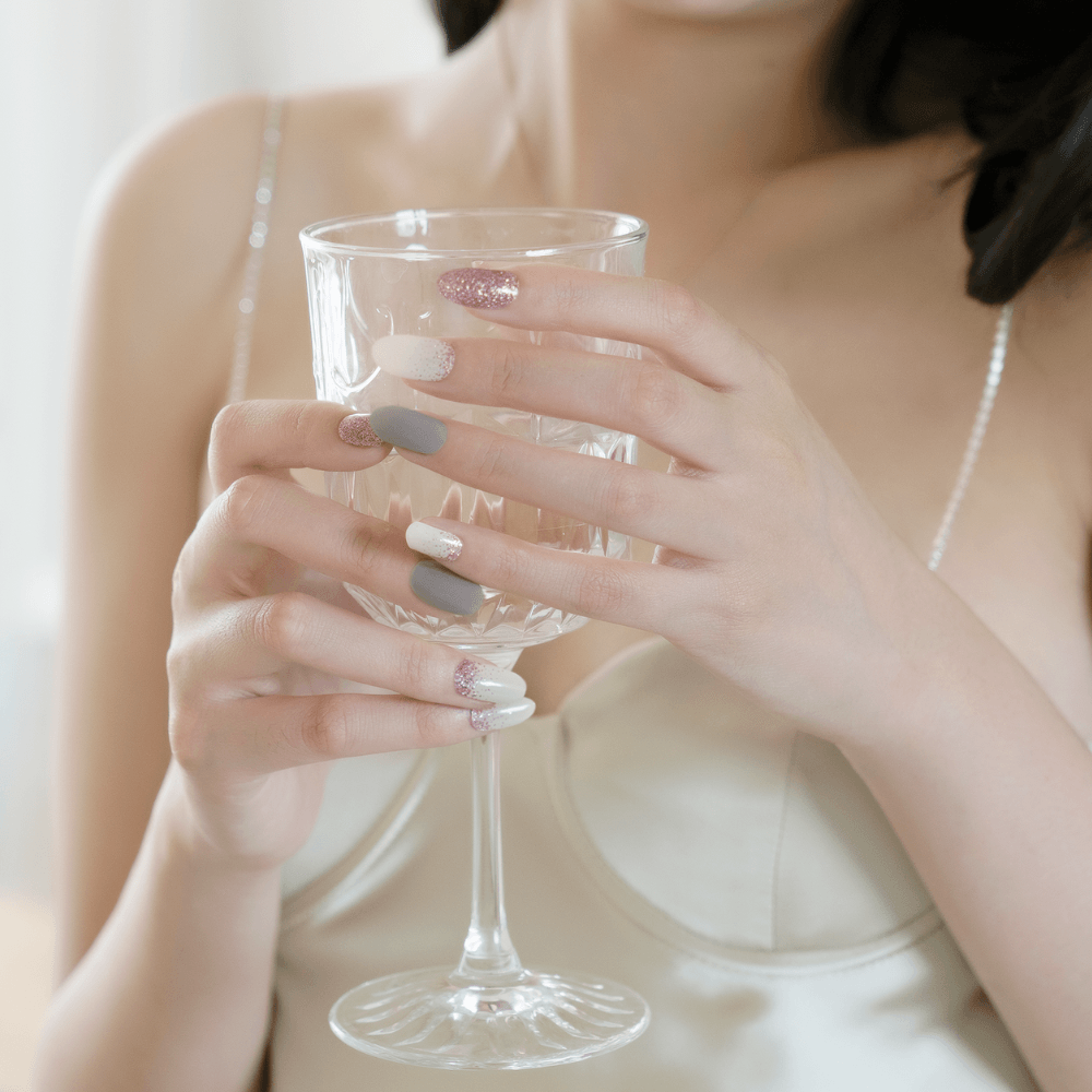 Red & Champagne Pink with Glitter Wedding Gel Nail Strips | Young & Beautiful | Danni & Toni