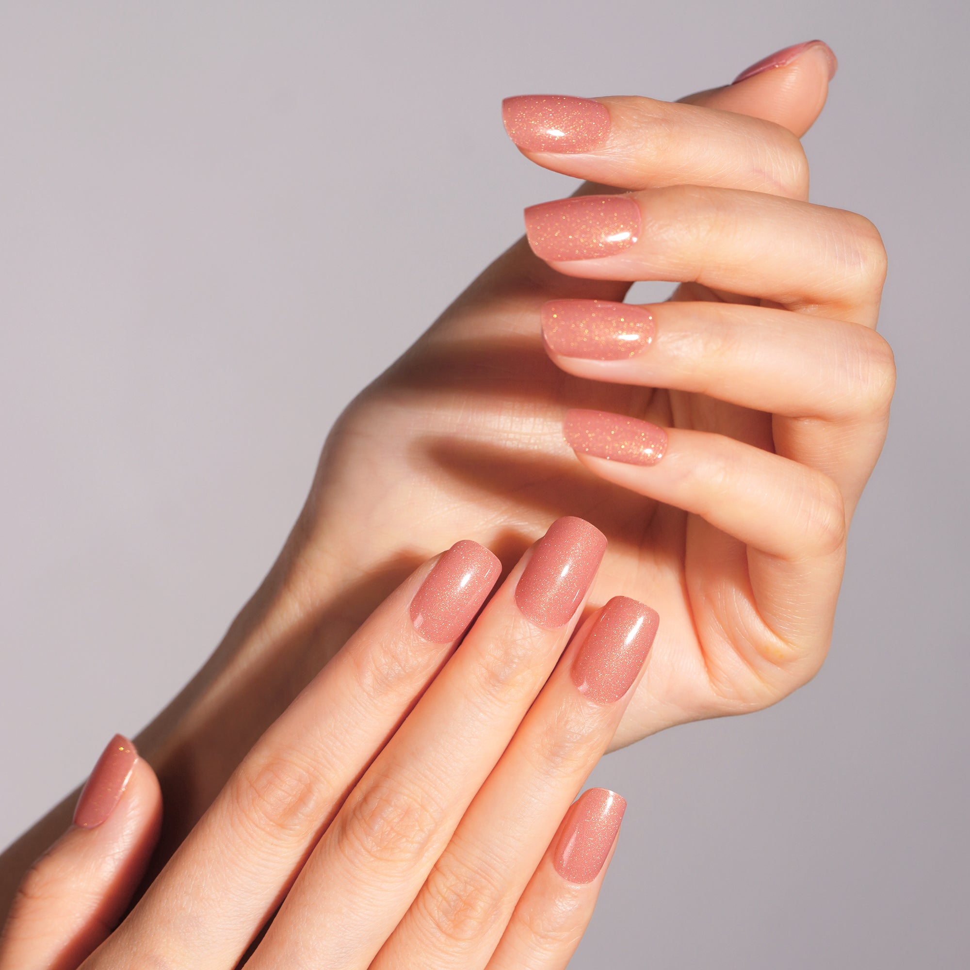 Shimmering Champagne Oval Semi Cured Gel Nail Strips | Everglow - 7401