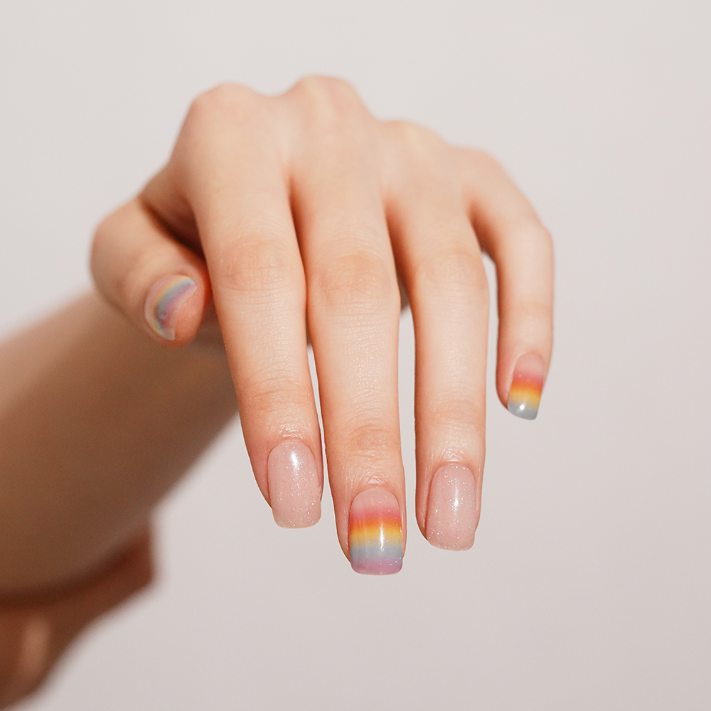 Sheer Iris-Inspired Gel Nail Strips with a Soft, Dreamy Shine | Iris Veil-2862