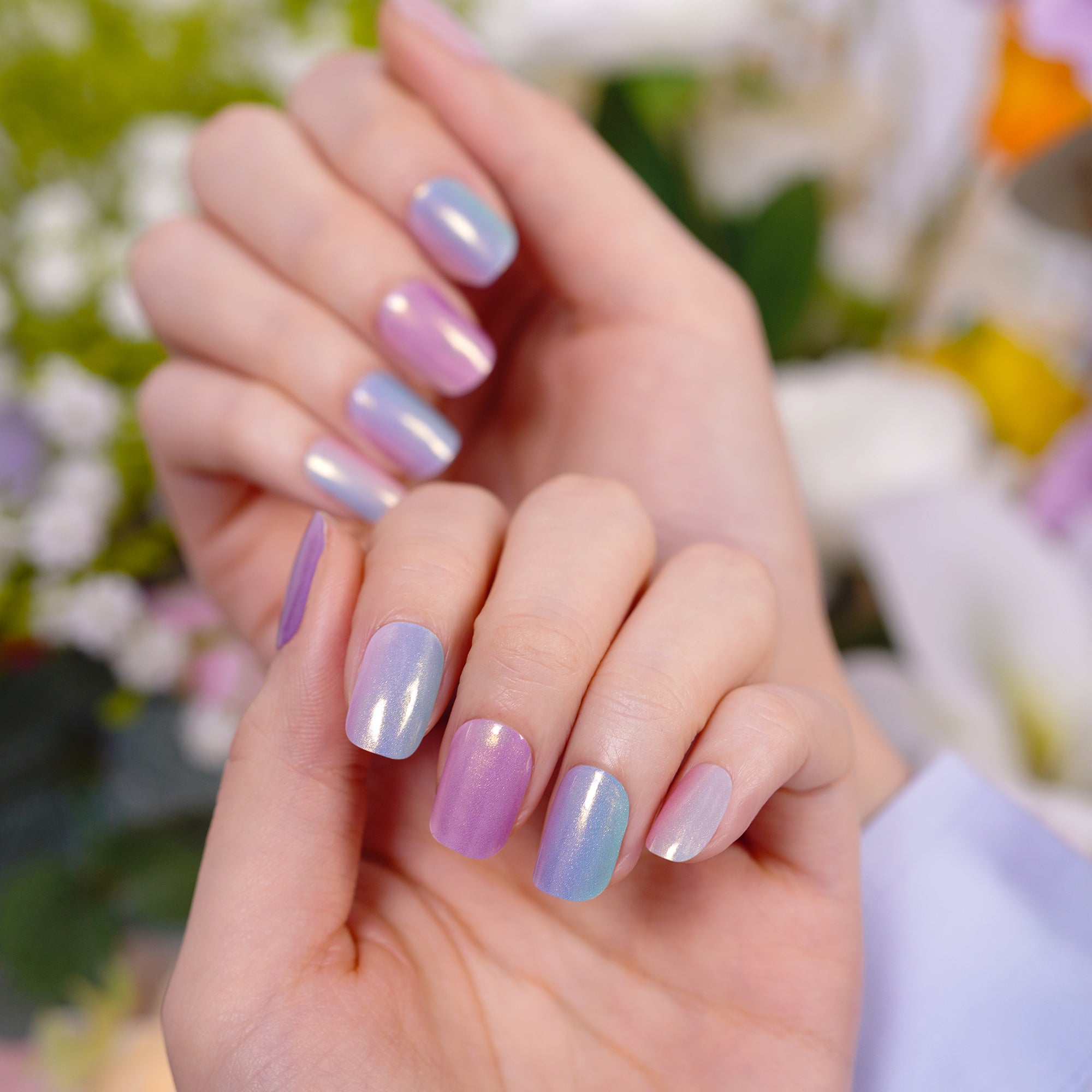 Iridescent Rainbow Gel Nail Strips with Dreamy Color Shift Shine | Magic Hues-2701