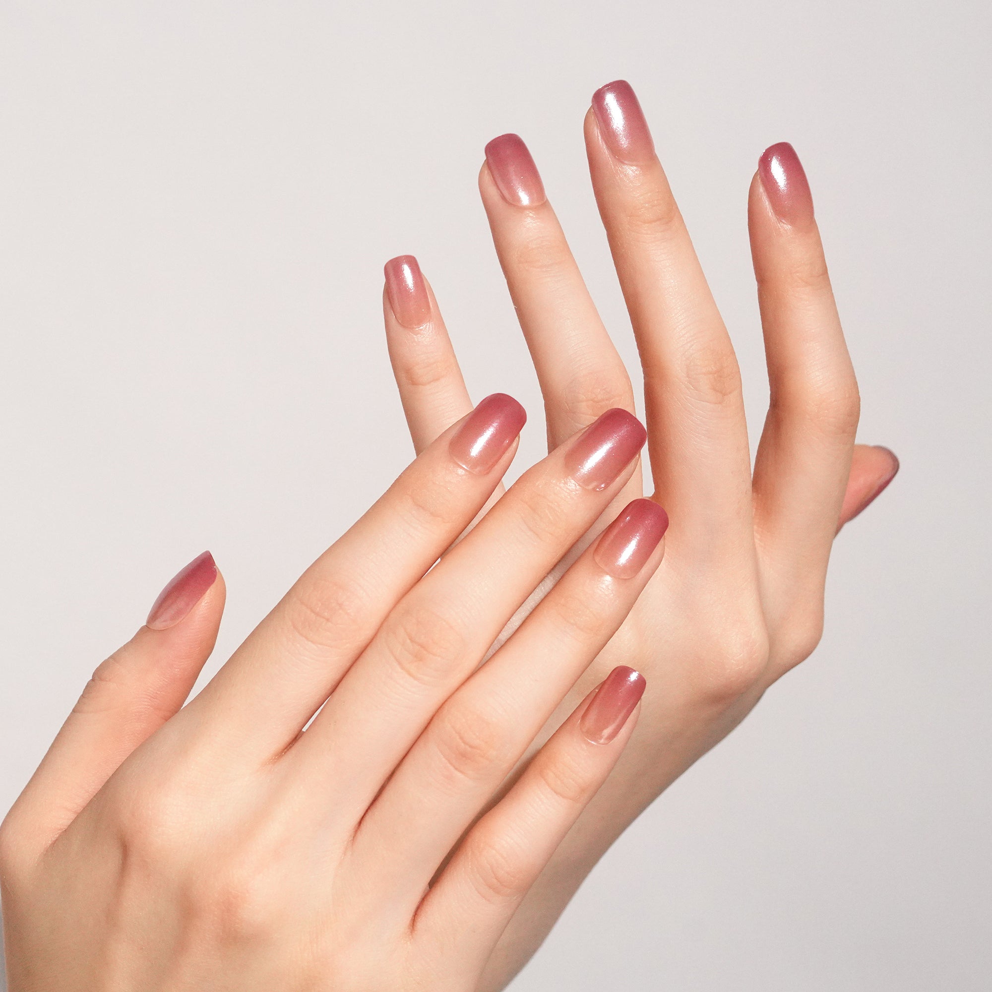 Warm Cinnamon Brown Gel Nail Strips with Subtle Shimmer | Cinnamon Glow-2846