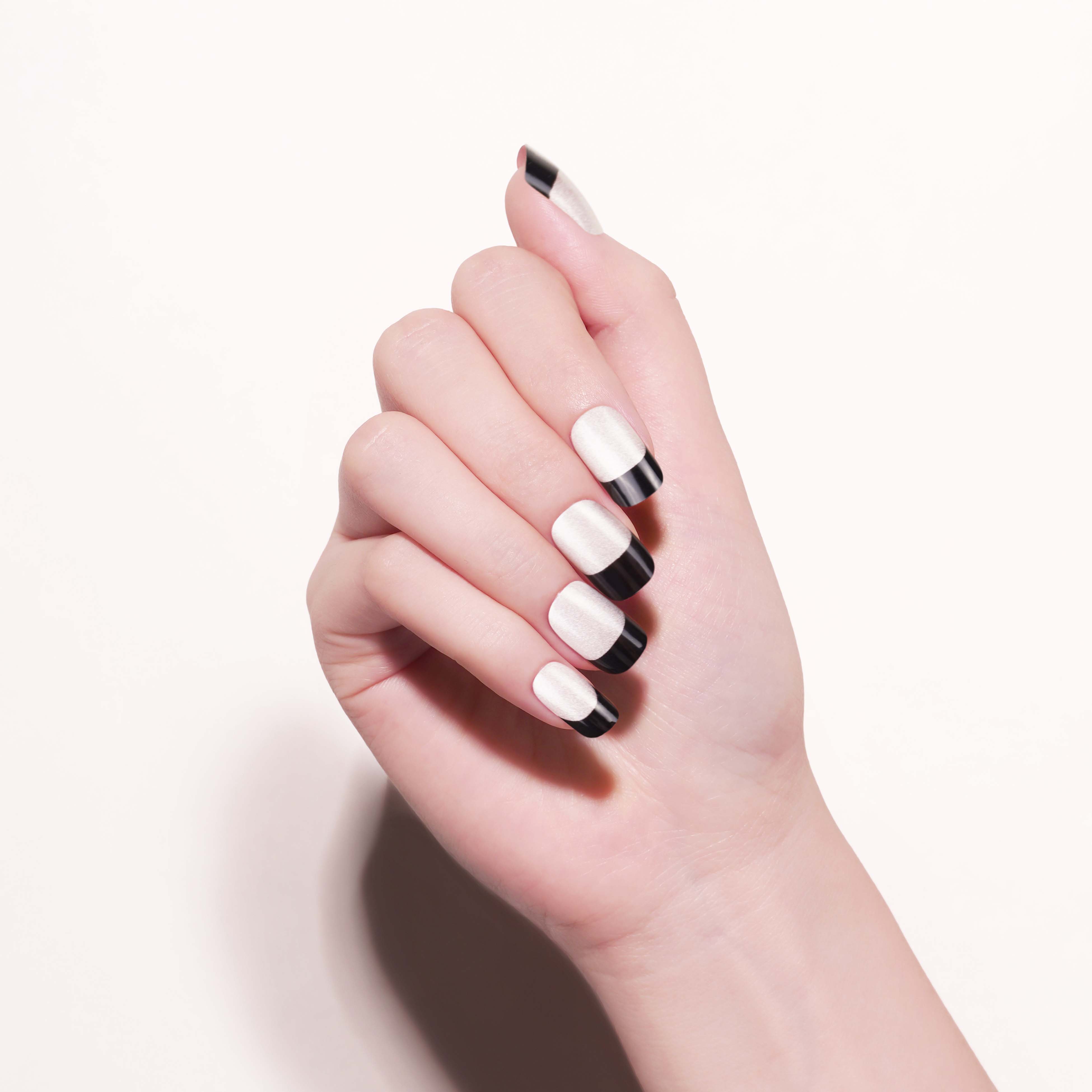 390+ Black French Nails Stock Photos, Pictures & Royalty-Free Images -  iStock