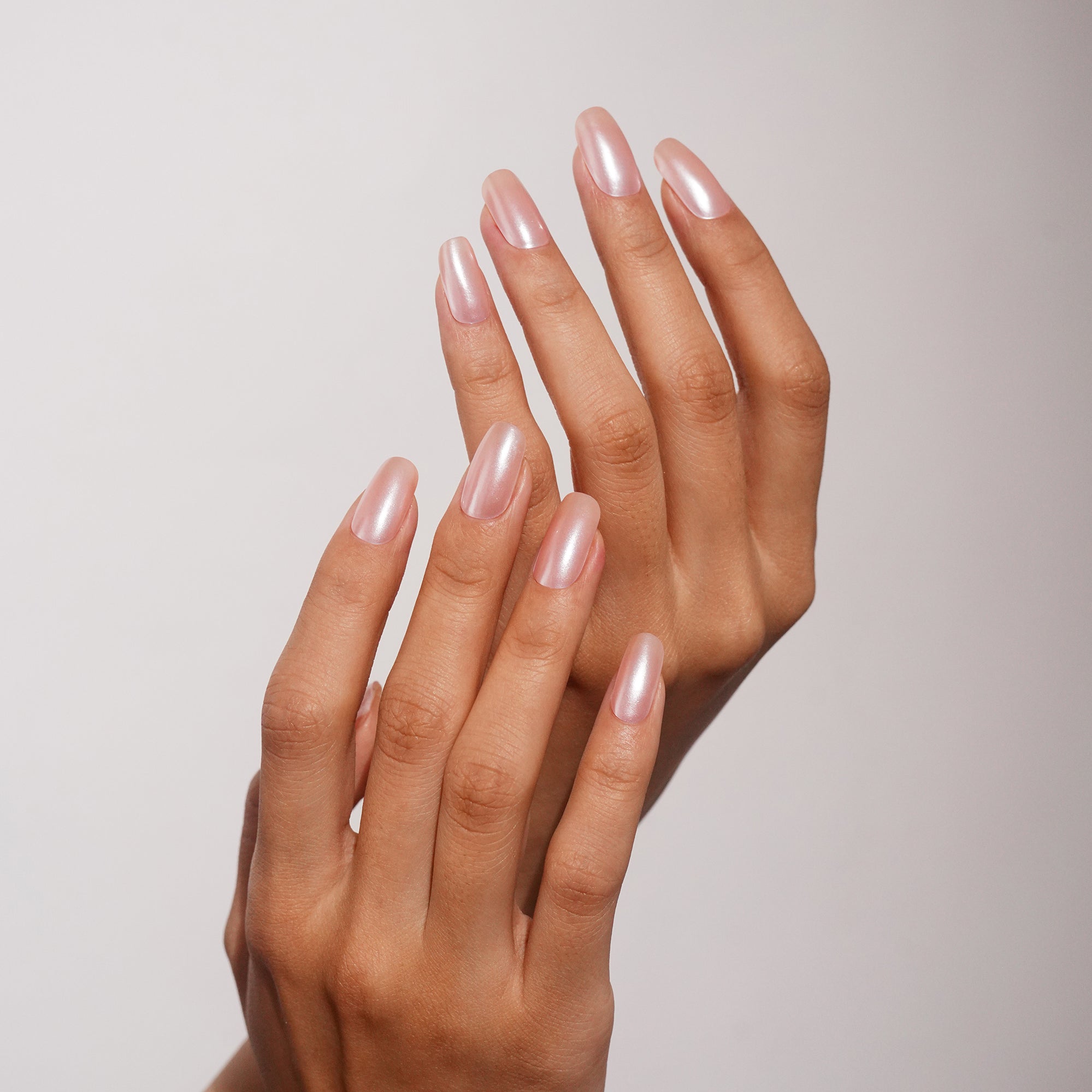 Elegant Nude Pearl Gel Nail Strips with Soft Luminous Shine