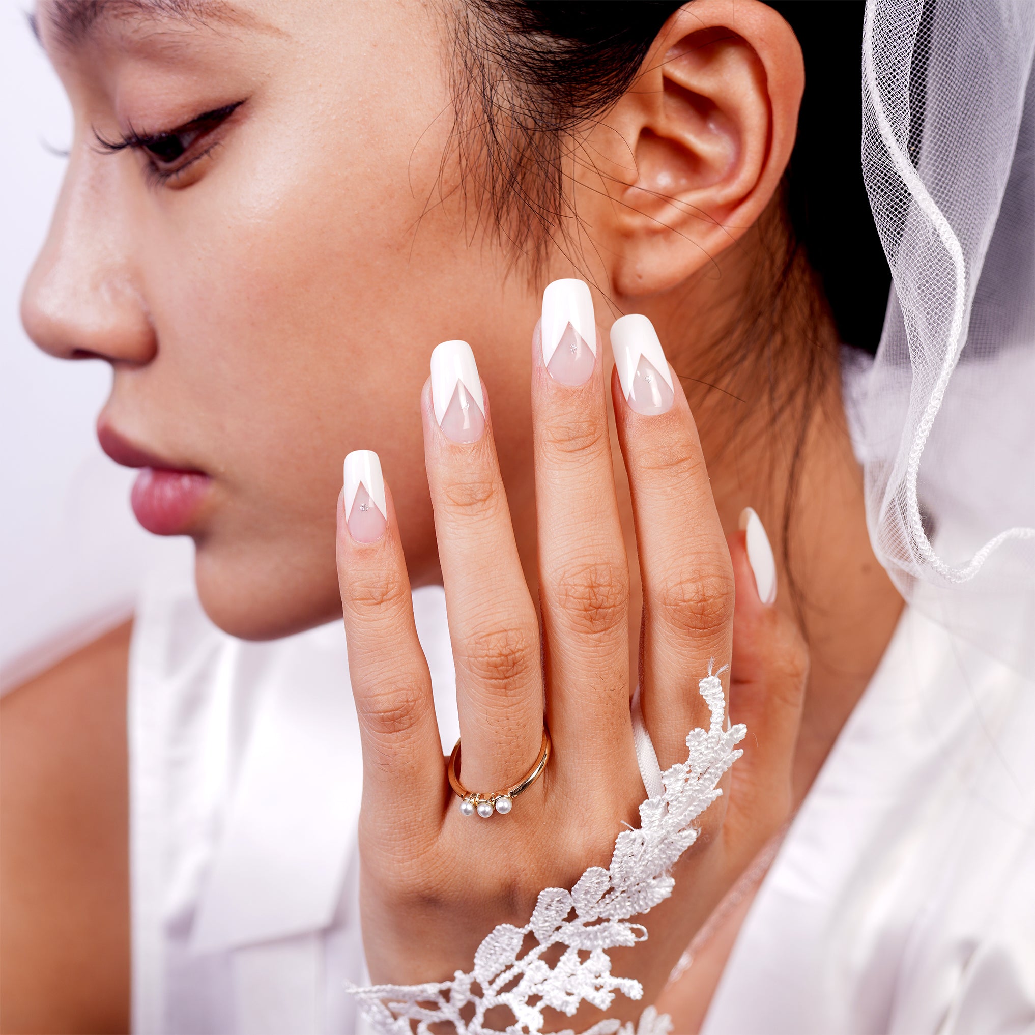 Classic French White Gel Nail Strips with Clean Bridal Gloss Finish | Crisp Vow-2927
