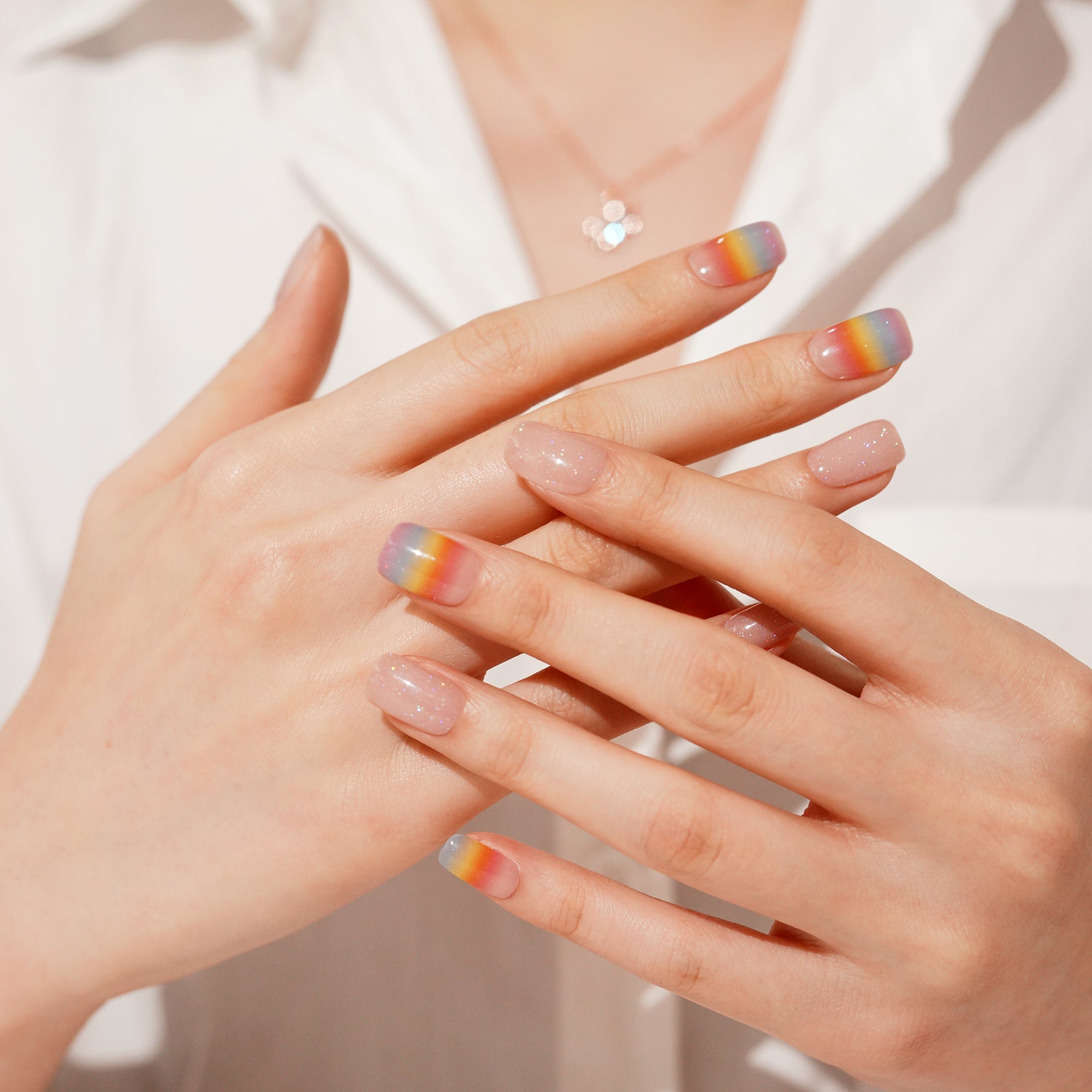 Sheer Iris-Inspired Gel Nail Strips with a Soft, Dreamy Shine | Iris Veil-2862