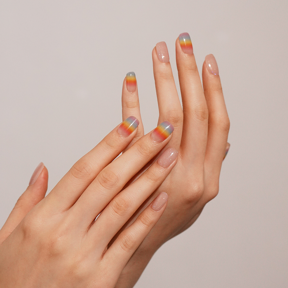 Sheer Iris-Inspired Gel Nail Strips with a Soft, Dreamy Shine | Iris Veil-2862