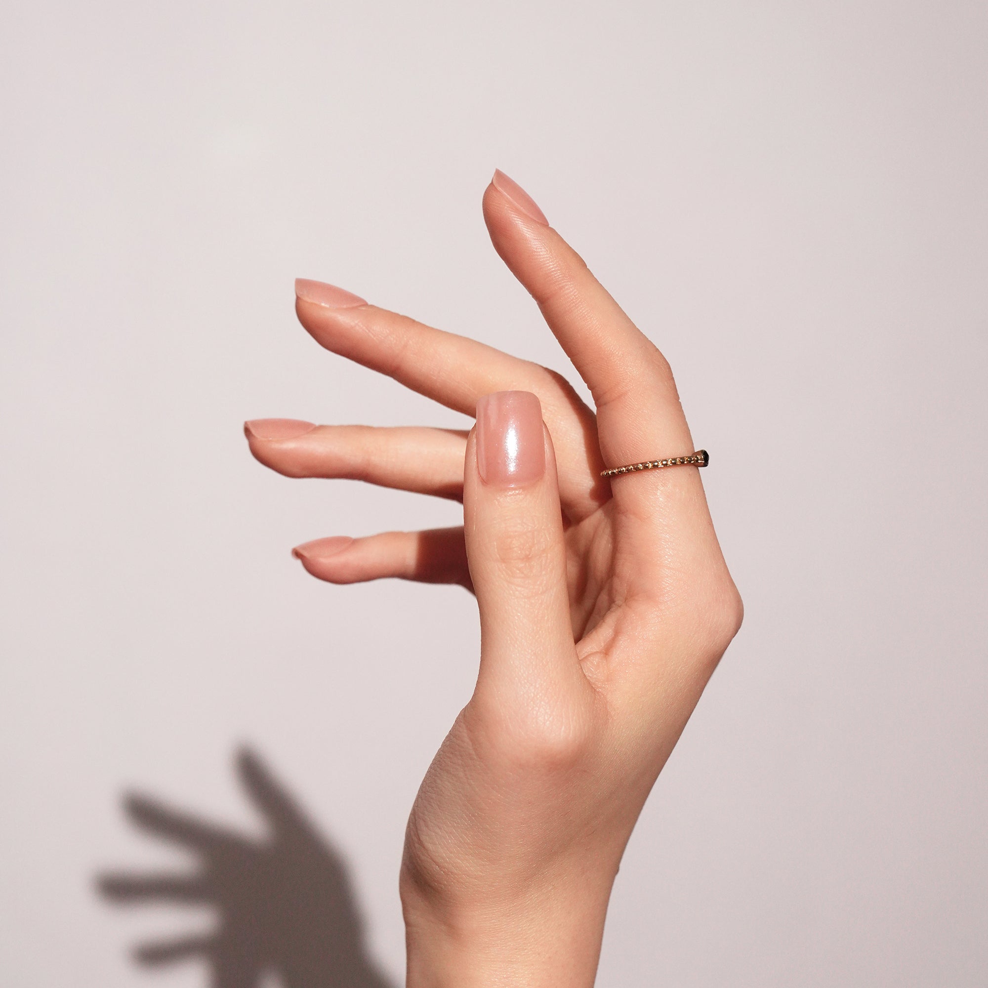 Skin-Soft Gel Nail Strips with a Fresh, Illuminated Finish | Bare Light-2872