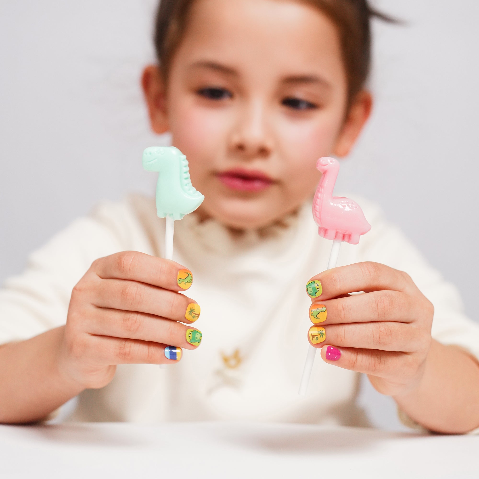 Fun & Adventurous Gel Nail Strips for Kids | Dino Safari-2881