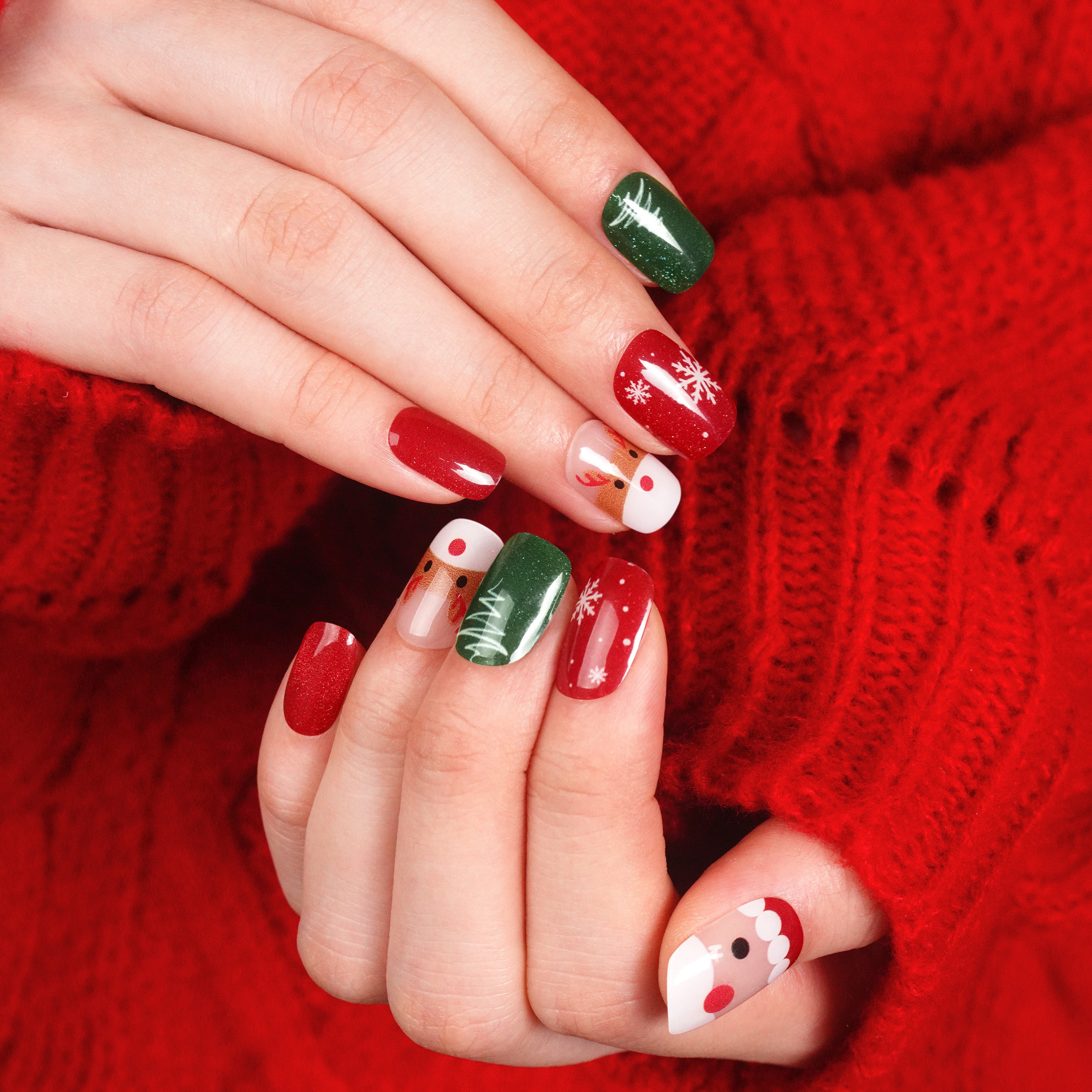 Holiday Red Gel Nail Strips with Cute White Cat & Festive Designs | Mistletoe Meow-2843