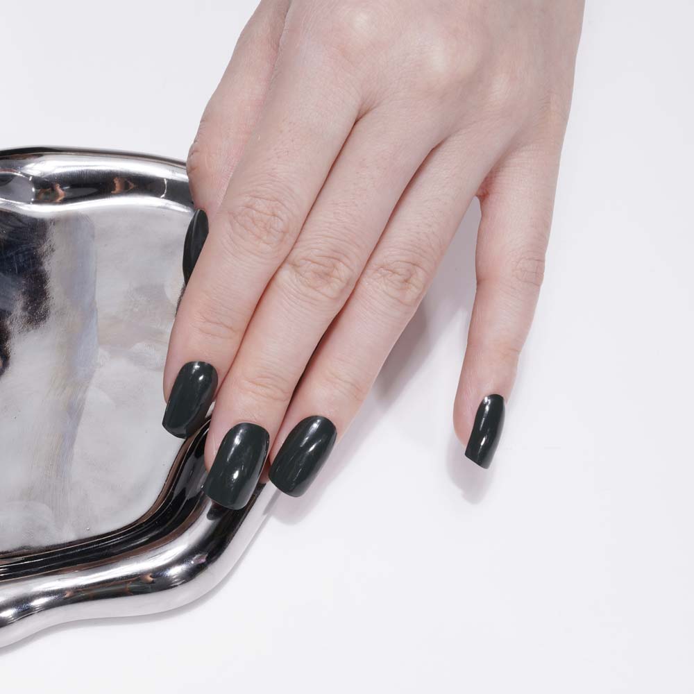 Simple Solid Black 28 Pieces Semi Cured Gel Nail Stickers | Mariana | Danni Toni